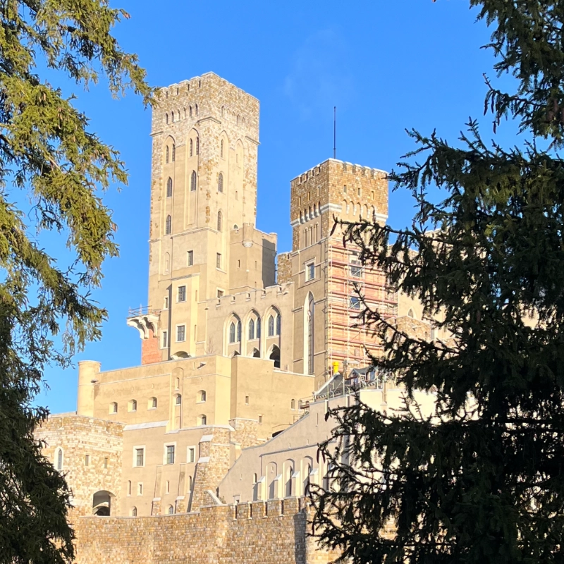 zamek w Stobnicy